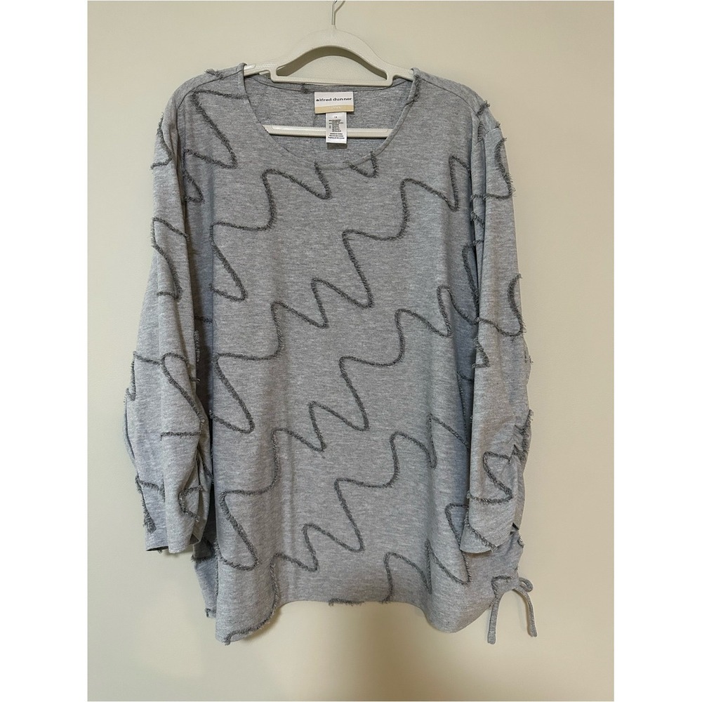 Grannycore Textured Alfred Dunner Top 1X Gray Zigzag Ruched Hem
